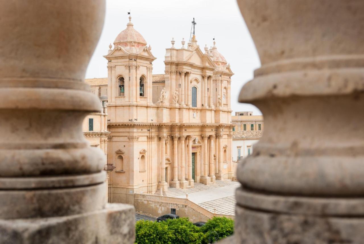 A Casa Tua Affitti Brevi Bed & Breakfast Noto Ngoại thất bức ảnh